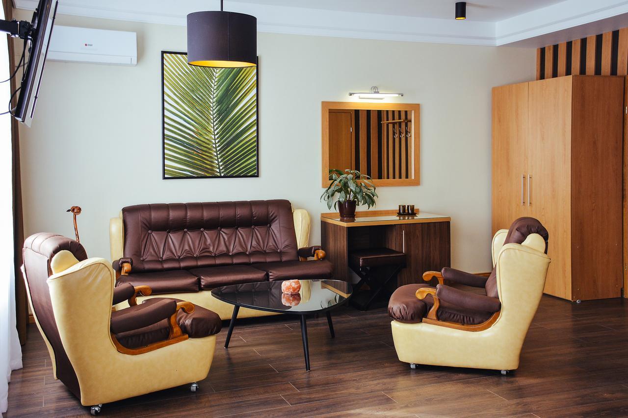 Hotel Sluch Starokostyantyniv المظهر الخارجي الصورة