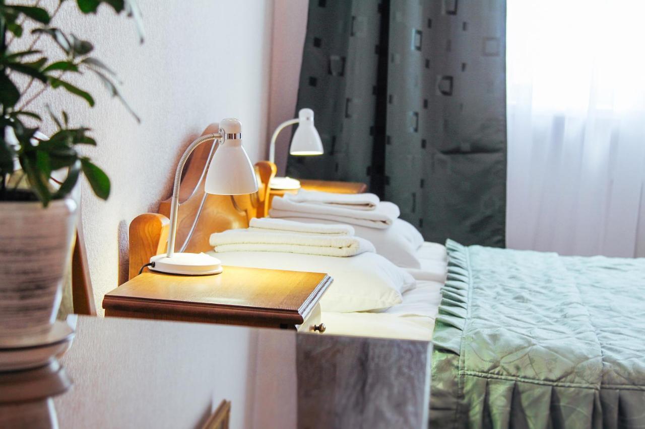 Hotel Sluch Starokostyantyniv الغرفة الصورة